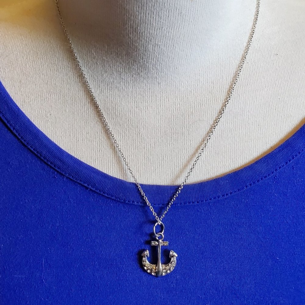 18" Silver Tone Rhinestone Anchor Pendant Necklace